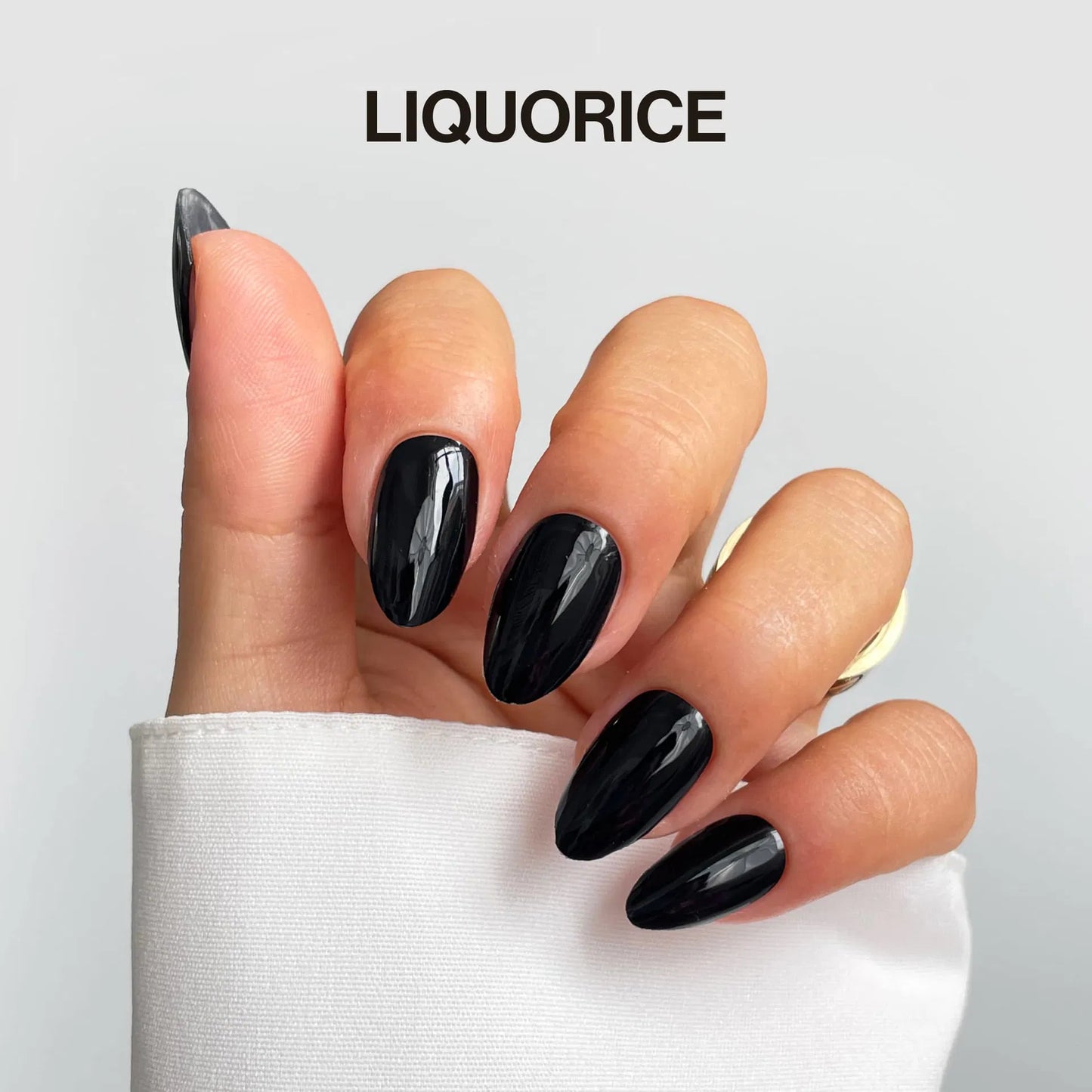 UV-FREE GEL NAIL WRAPS.